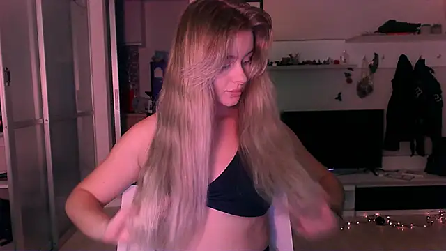 Snapshot of Eva_Jaya chatting on September 2025 01:05:01 PM Eva Jaya online show from September 2025 01:05:01 PM
