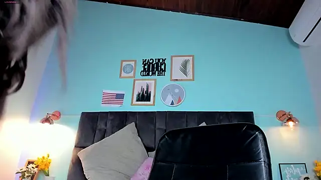 briannajackson  online show from January 2025 02:56:02 PM