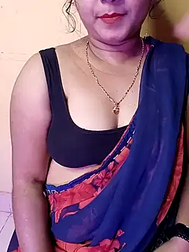Snapshot of ella_mariya chatting on December 2024 05:02:01 PM ella mariya online show from December 2024 05:02:01 PM