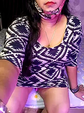 Snapshot of ella_mariya chatting on December 2024 08:10:02 PM ella mariya online show from December 2024 08:10:02 PM