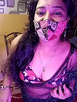 Snapshot of ella_mariya chatting on December 2024 05:25:01 PM ella mariya online show from December 2024 05:25:01 PM