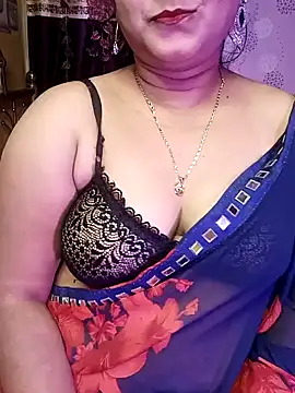 Snapshot of ella_mariya chatting on December 2024 09:21:02 AM ella mariya online show from December 2024 09:21:02 AM