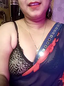 Snapshot of ella_mariya chatting on December 2024 02:51:01 PM ella mariya online show from December 2024 02:51:01 PM