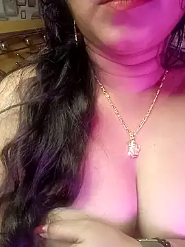 Snapshot of ella_mariya chatting on January 2025 09:09:02 PM ella mariya online show from January 2025 09:09:02 PM