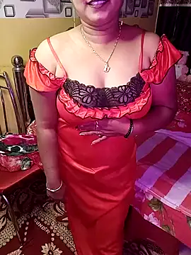 Snapshot of ella_mariya chatting on January 2025 06:24:02 PM ella mariya online show from January 2025 06:24:02 PM