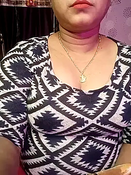 Snapshot of ella_mariya chatting on January 2025 02:19:02 PM ella mariya online show from January 2025 02:19:02 PM