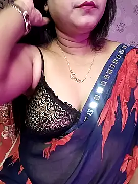 Snapshot of ella_mariya chatting on January 2025 03:21:01 PM ella mariya online show from January 2025 03:21:01 PM