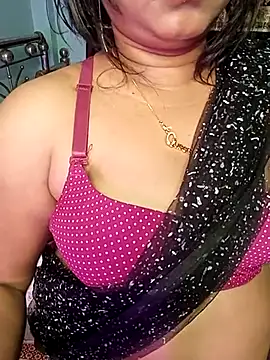 Snapshot of ella_mariya chatting on February 2025 04:56:02 PM ella mariya online show from February 2025 04:56:02 PM