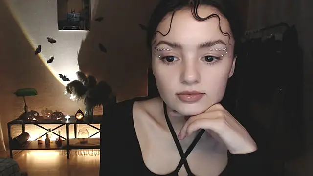 Snapshot of CuteRuby99 chatting on October 2025 12:18:02 PM CuteRuby99 online show from October 2025 12:18:02 PM