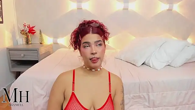 MizzHell online show from December 2025 03:56:02 AM