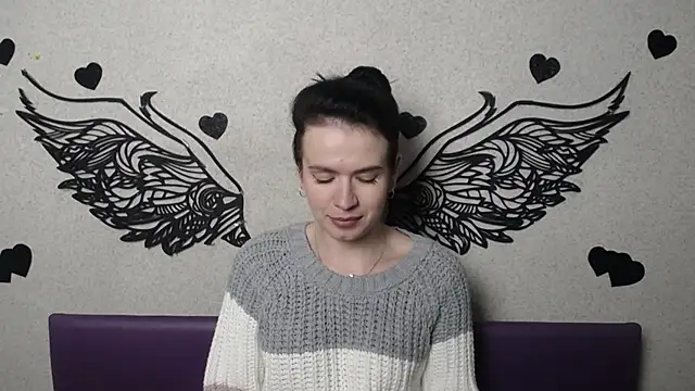 JasmineKouch online show from November 2025 06:29:01 PM