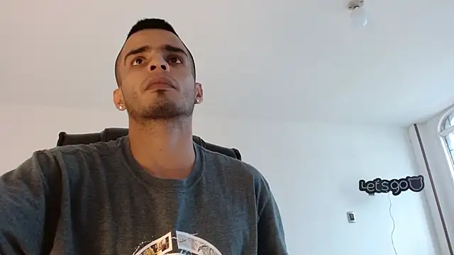 crosnosCarter online show from February 2025 08:02:02 PM