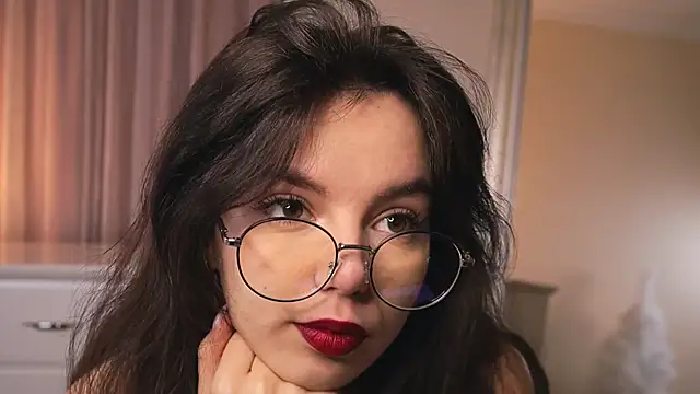Snapshot of TrudyCarey chatting on January 2025 02:19:02 PM TrudyCarey online show from January 2025 02:19:02 PM