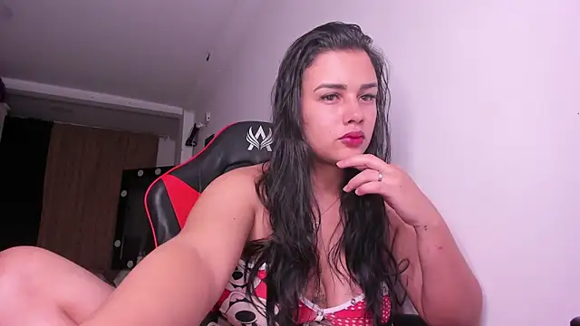 cristalsadik23 online show from September 2025 05:53:02 AM