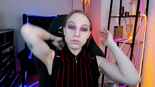AphexQueen online show from December 2024 01:14:01 PM