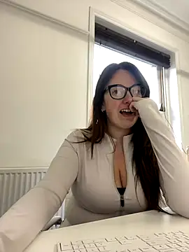 Miss Stassi online show from December 2024 09:06:01 AM