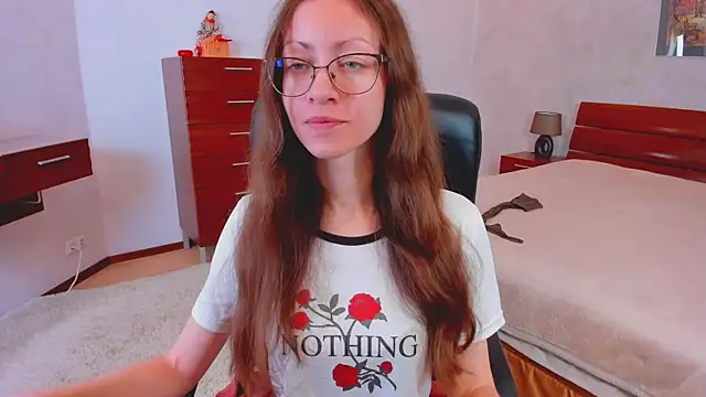 Pantyhose Mila online show from October 2025 07:24:02 PM