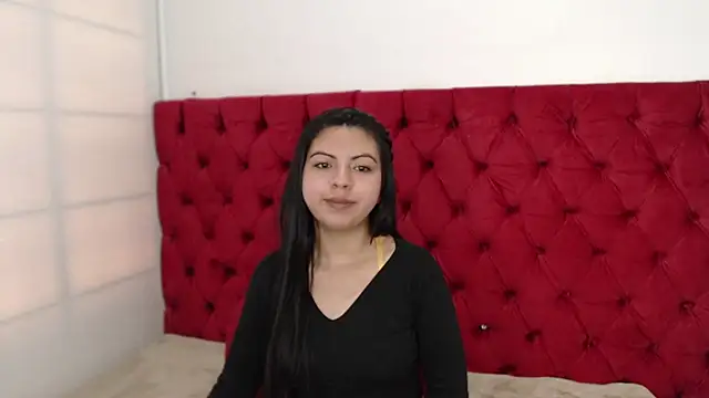 CarolineBrunx online show from January 2025 05:40:01 PM