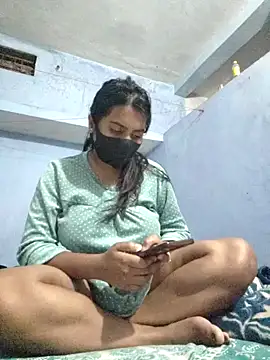 Snapshot of Priya_Strip chatting on January 2025 08:34:01 AM Priya Strip online show from January 2025 08:34:01 AM