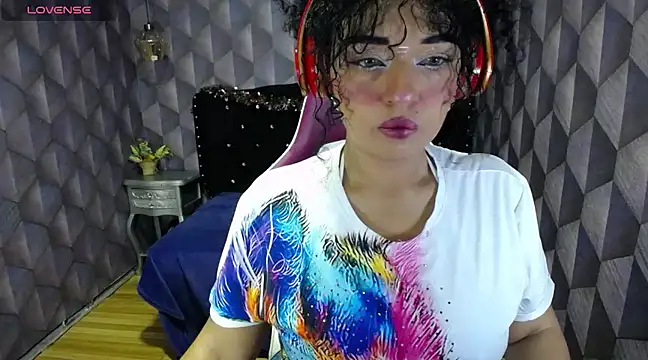 Sofiacowperx online show from December 2024 05:34:01 PM