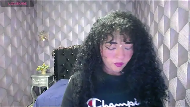 Sofiacowperx online show from January 2025 12:30:01 PM
