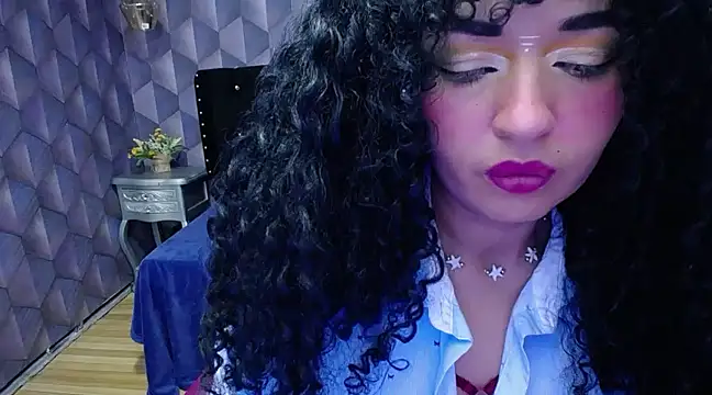 Sofiacowperx online show from January 2025 05:12:02 PM