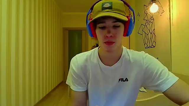 Snapshot of gayGamogey chatting on December 2024 12:27:02 PM gayGamogey online show from December 2024 12:27:02 PM