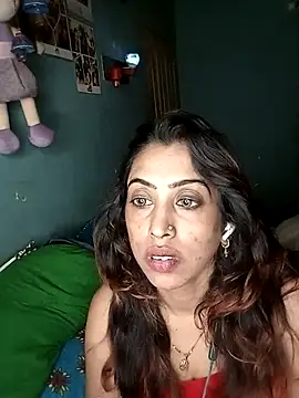 Snapshot of SWAG_9 chatting on February 2025 10:15:02 PM SWAG 9 online show from February 2025 10:15:02 PM