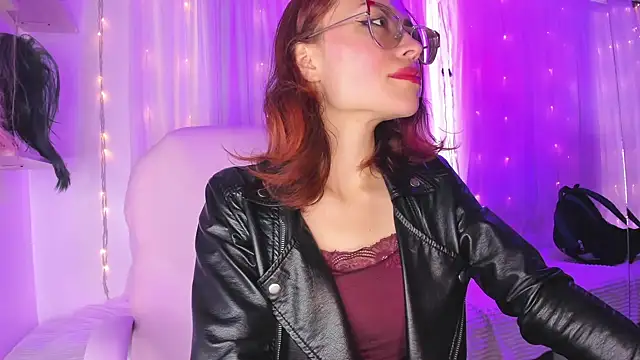 alessandra shayk6 online show from December 2024 02:42:02 PM