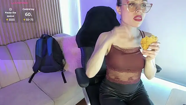 alessandra shayk6 online show from March 2025 07:15:02 PM