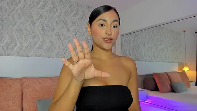 AishaPeyton online show from March 2025 03:06:01 PM