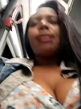 Snapshot of cindy_damm chatting on December 2024 09:35:01 PM cindy damm online show from December 2024 09:35:01 PM