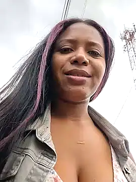 Snapshot of cindy_damm chatting on December 2024 07:10:01 PM cindy damm online show from December 2024 07:10:01 PM
