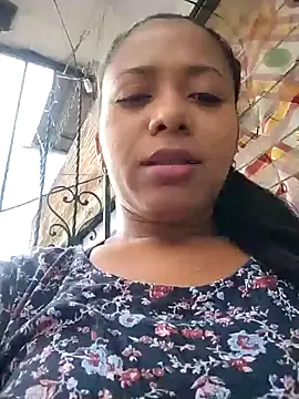Snapshot of cindy_damm chatting on December 2024 10:32:02 PM cindy damm online show from December 2024 10:32:02 PM