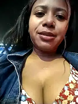 Snapshot of cindy_damm chatting on December 2024 12:39:02 AM cindy damm online show from December 2024 12:39:02 AM