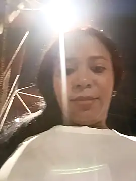 Snapshot of cindy_damm chatting on January 2025 05:33:01 AM cindy damm online show from January 2025 05:33:01 AM