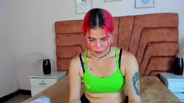 NIKI SANTANA online show from February 2025 08:10:01 PM