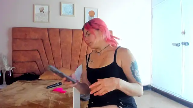 NIKI SANTANA online show from February 2025 03:45:01 AM