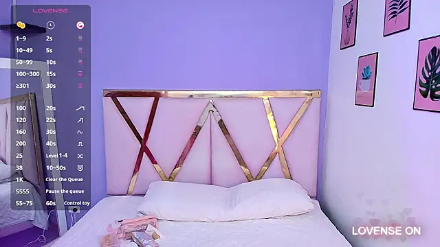Beautifulskinny18 online show from December 2024 01:00:02 PM