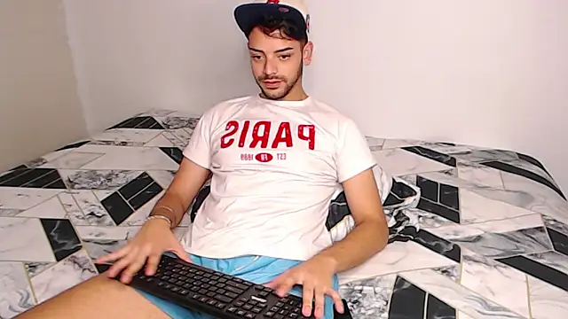 Logan cocky online show from December 2024 10:16:02 PM
