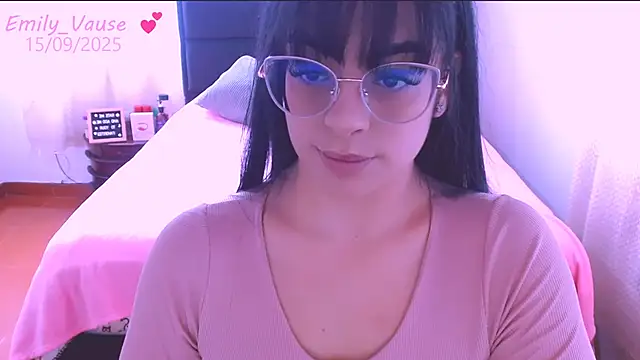 Emily Bausse online show from September 2025 01:11:01 PM