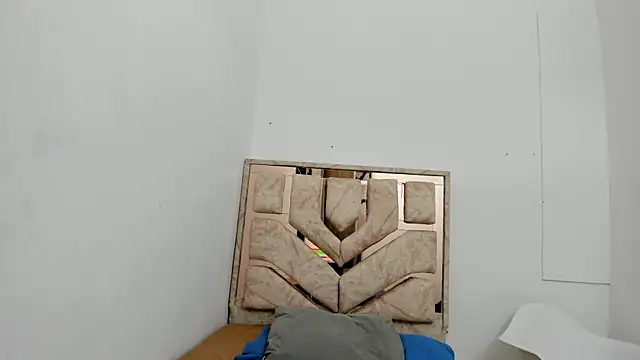 valentina lov online show from January 2025 03:12:02 PM