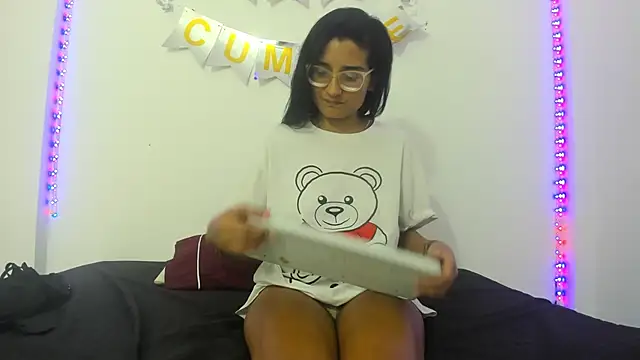 valentina lov online show from February 2025 06:09:02 PM