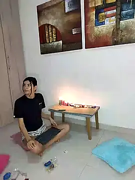 cuteluci  online show from December 2024 03:10:02 AM