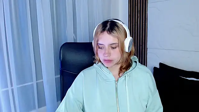 Paris bby online show from January 2025 09:37:02 AM