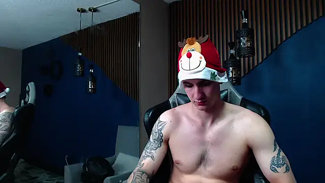 JacksonOlsenn online show from December 2024 07:11:02 PM
