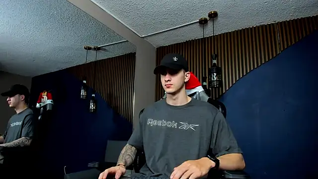 JacksonOlsenn online show from January 2025 02:14:01 PM