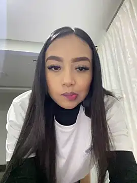 Snapshot of SOPHIACANDY19_ chatting on December 2024 02:12:01 AM SOPHIACANDY19 online show from December 2024 02:12:01 AM