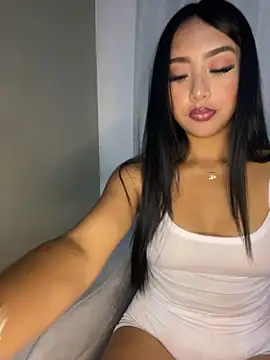 Snapshot of SOPHIACANDY19_ chatting on March 2025 11:43:01 PM SOPHIACANDY19 online show from March 2025 11:43:01 PM
