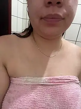 DoceRuiva online show from February 2025 03:49:02 PM